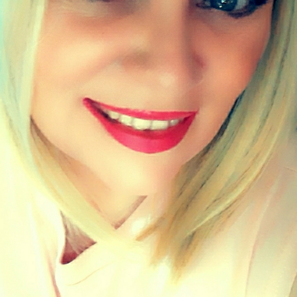 New stuff coming soon!! Woman's, Children's, shoes, home goods, skincare etc. - Picture 9 of 12